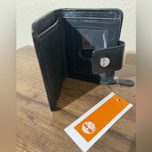 Timberland Black Leather Wallet - Picture 4 of 5